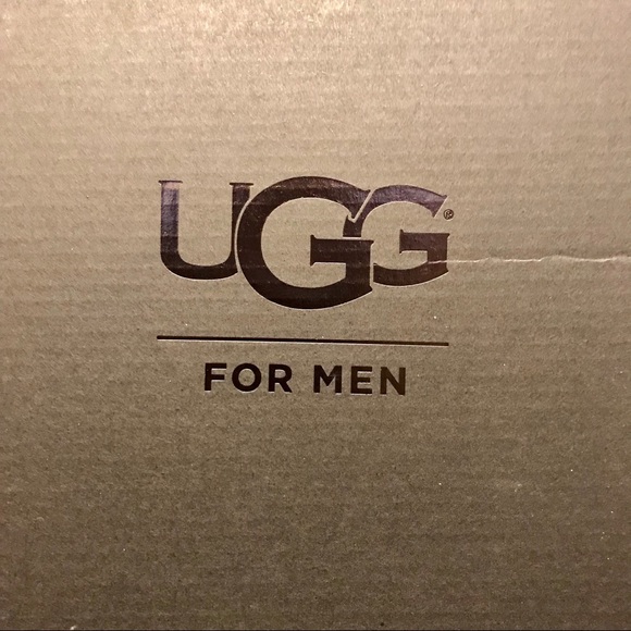 Brand New UGG Men’s Leather Boots Size 10 - Picture 6 of 8